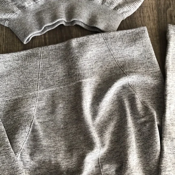 Gray workout set - Picture 4 of 6